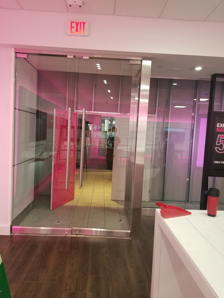 T-Mobile Store